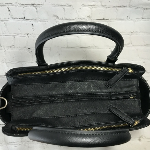 Liz Claiborne Black Tote - Picture 7 of 14